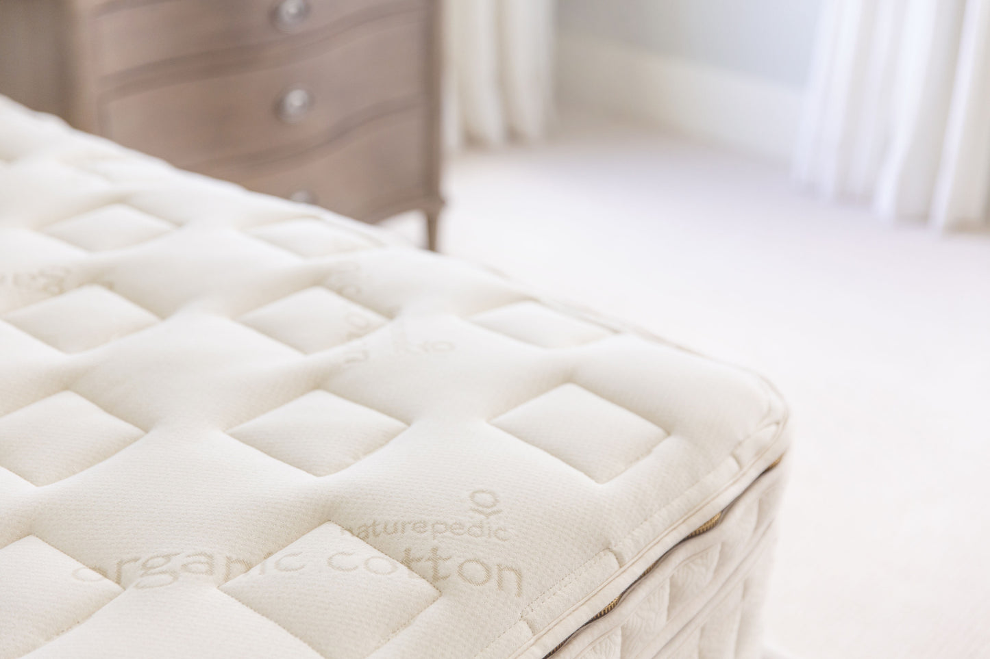 EOS Organic Pillow Top Mattress